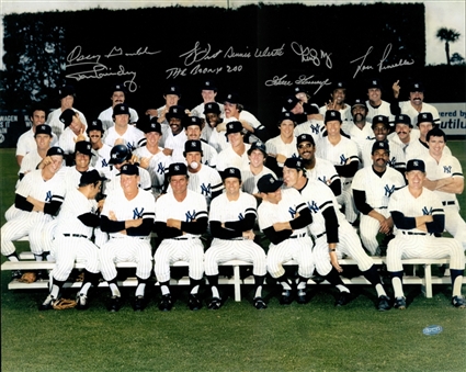 1978 New York Yankees Multi Signed 16x20 Finger Team Photo With 7 Signatures (Steiner)